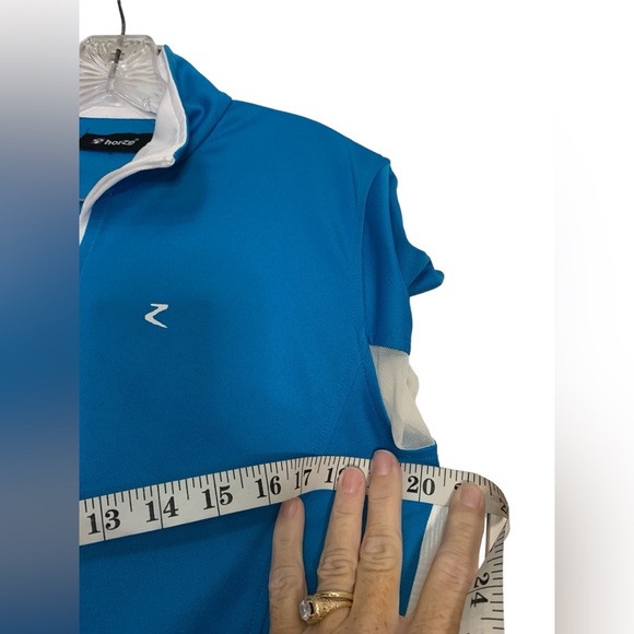 Horze Women's Trista Short-Sleeved Functional Shirt NWOT, sz med., mesh armpits - Picture 2 of 8